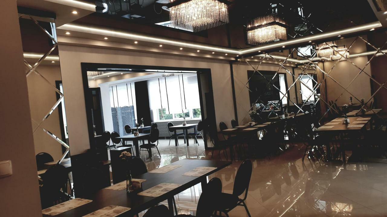 Hotel Bukowiec Легионово Екстериор снимка